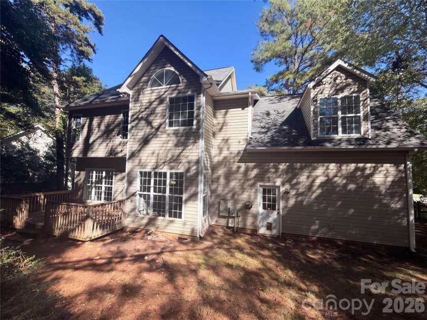 8303 Poplar Grove Circle, Waxhaw, NC 28173.  MLS# CAR4434825, YatesRealty ID 56621. 