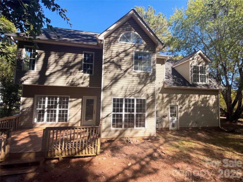 8303 Poplar Grove Circle, Waxhaw, NC 28173.  MLS# CAR4434825, YatesRealty ID 56621. 