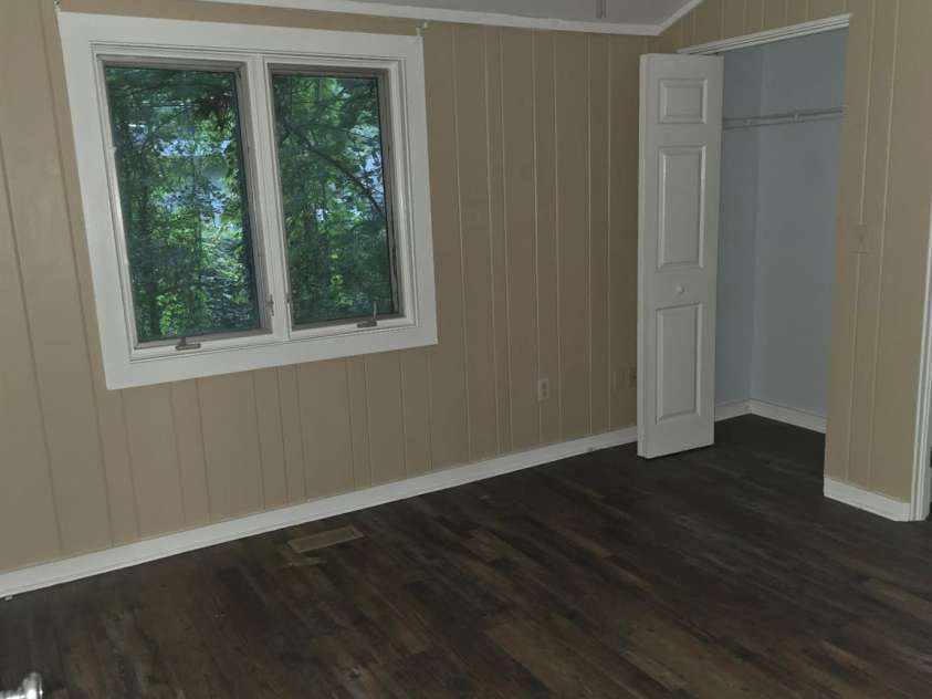 121 Carolina Drive, Tryon, NC 28782.  MLS# CAR4434828, YatesRealty ID 56622. Primary 2:2