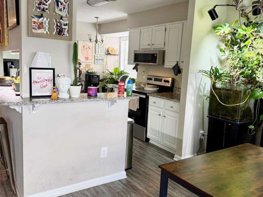 5867 Harris Grove Lane, Charlotte, NC 28212.  MLS# CAR4434823, YatesRealty ID 56625. 