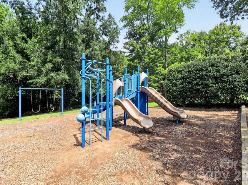 19419 Beaufain Street, Cornelius, NC 28031.  MLS# CAR4419765, YatesRealty ID 56626. 