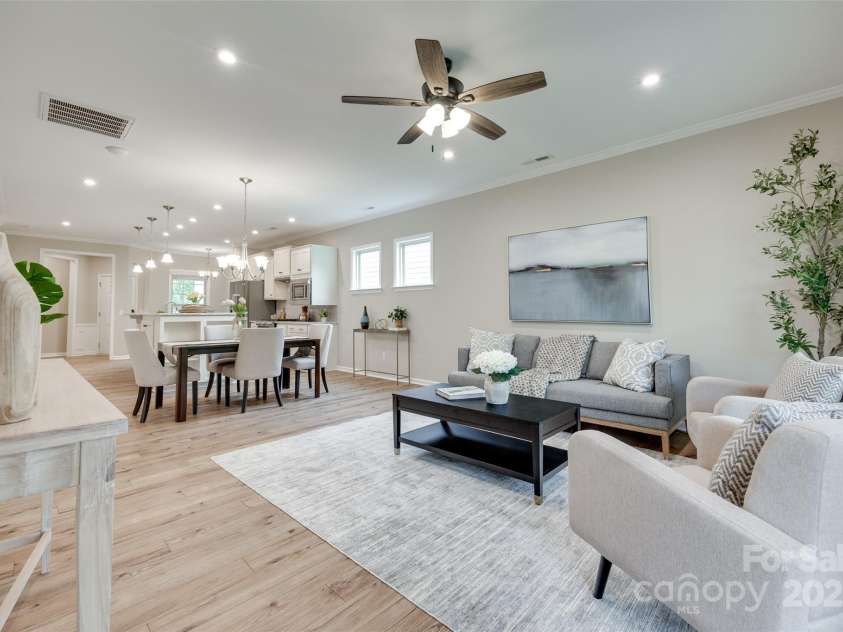4521 Middlebury Lane, Fort Mill, SC 29715.  MLS# CAR4228992, YatesRealty ID 5663. 