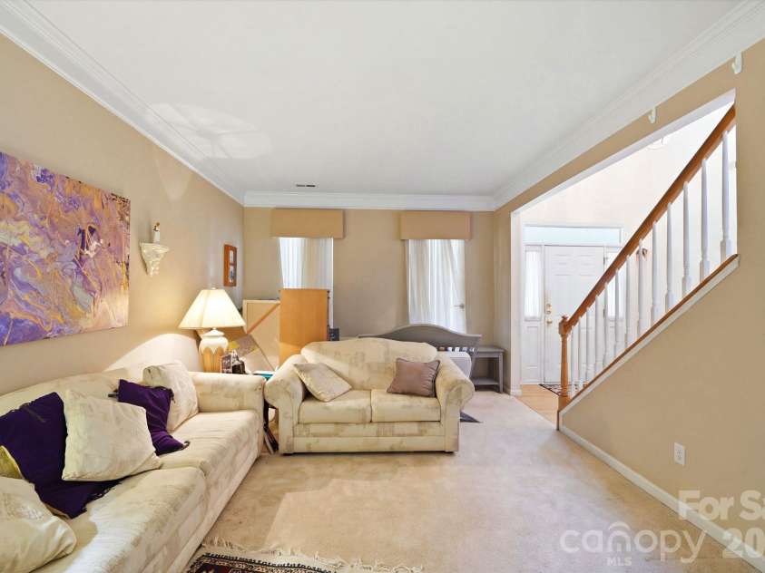 10212 Billingham Drive, Charlotte, NC 28269.  MLS# CAR4434852, YatesRealty ID 56630. 