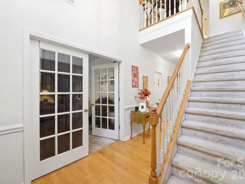 10212 Billingham Drive, Charlotte, NC 28269.  MLS# CAR4434852, YatesRealty ID 56630. 