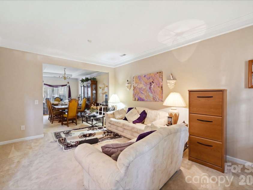 10212 Billingham Drive, Charlotte, NC 28269.  MLS# CAR4434852, YatesRealty ID 56630. 