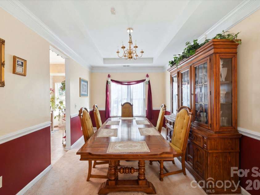 10212 Billingham Drive, Charlotte, NC 28269.  MLS# CAR4434852, YatesRealty ID 56630. 