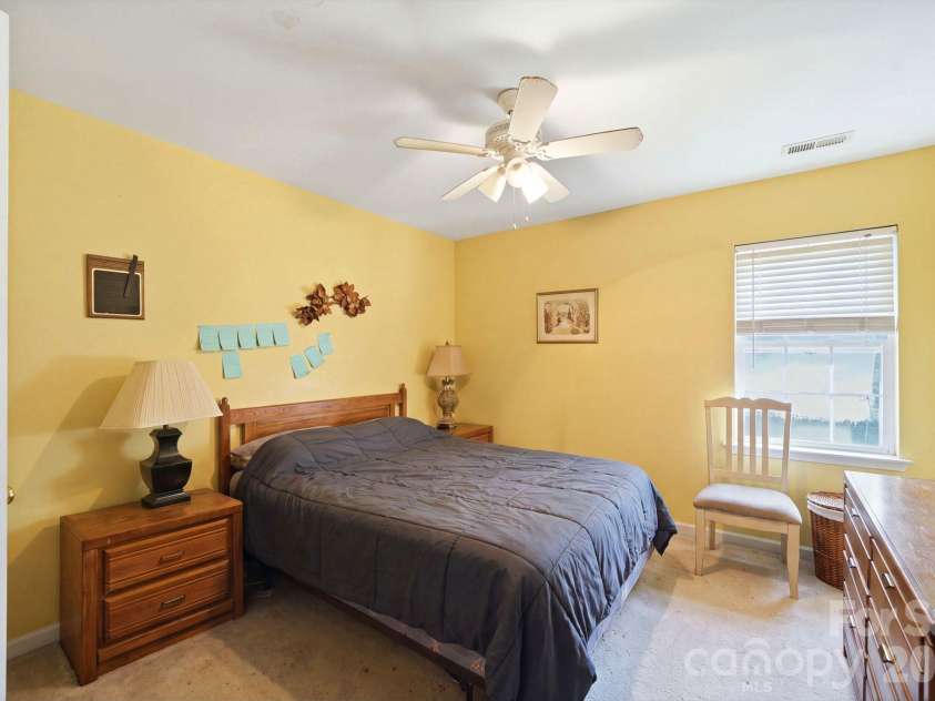 10212 Billingham Drive, Charlotte, NC 28269.  MLS# CAR4434852, YatesRealty ID 56630. 