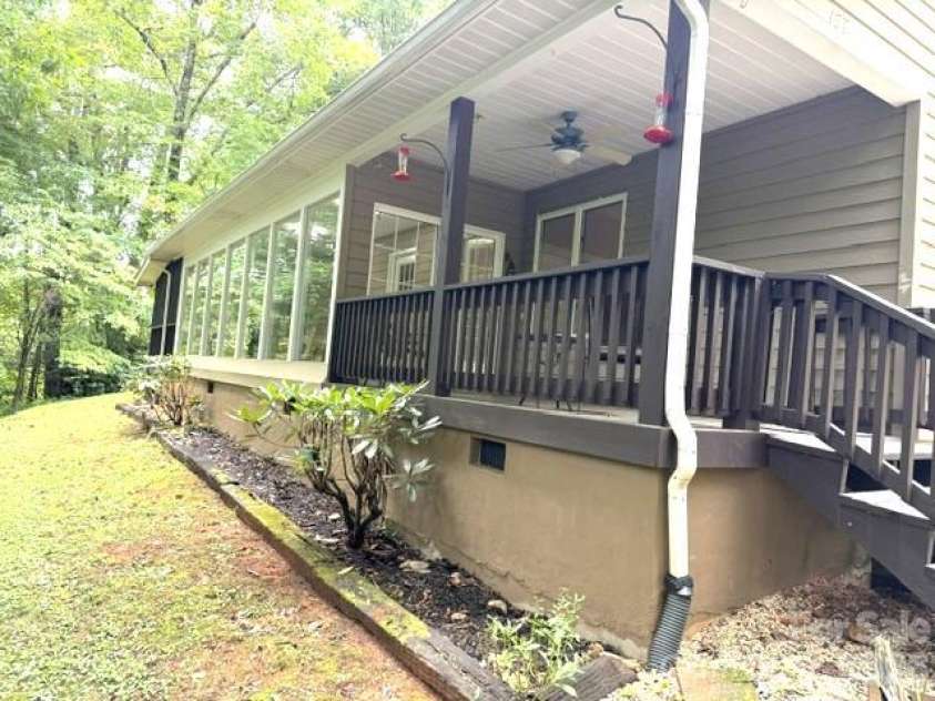 177 Natural Trail, Sylva, NC 28779.  MLS# CAR4434524, YatesRealty ID 56632. 