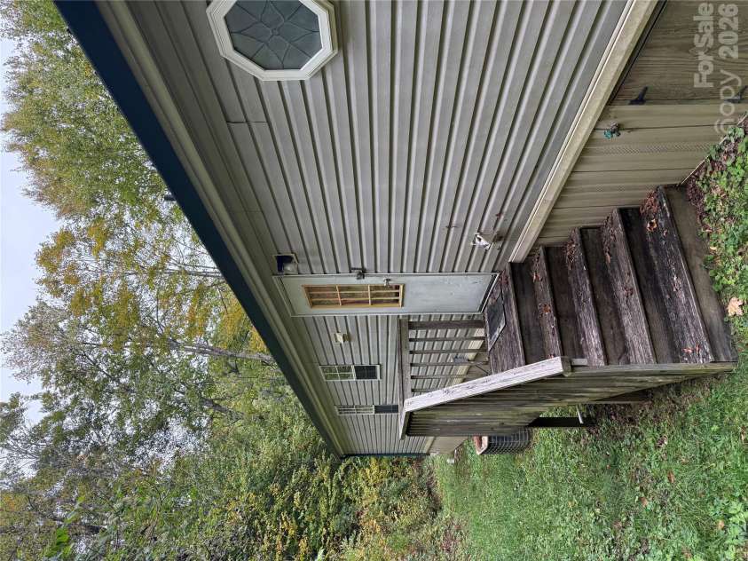 86 Bobcat Road, Maggie Valley, NC 28751.  MLS# CAR4434489, YatesRealty ID 56633. 