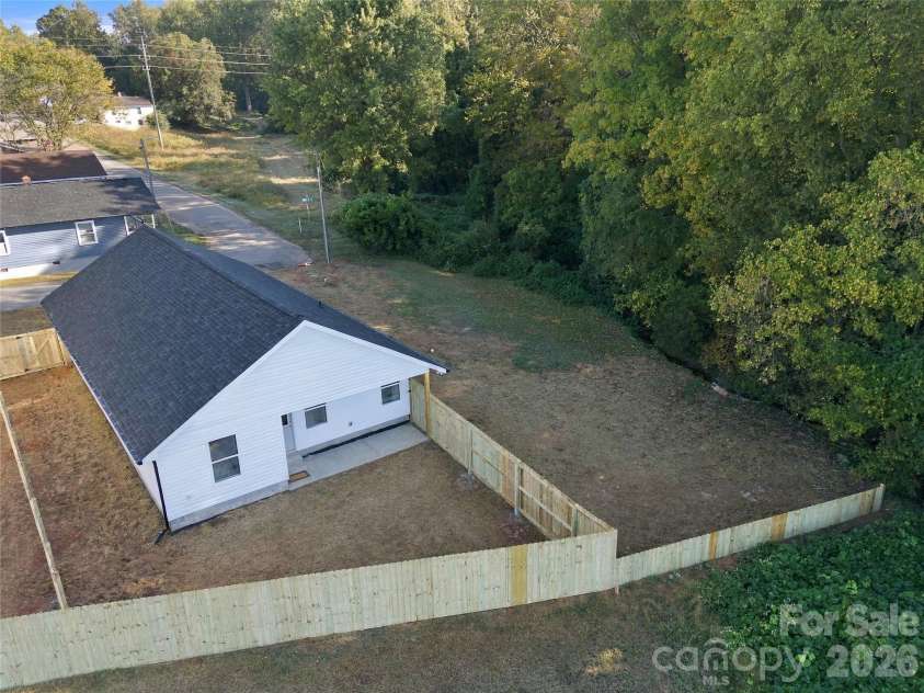 391 Brief Avenue, Concord, NC 28025.  MLS# CAR4434848, YatesRealty ID 56635. 