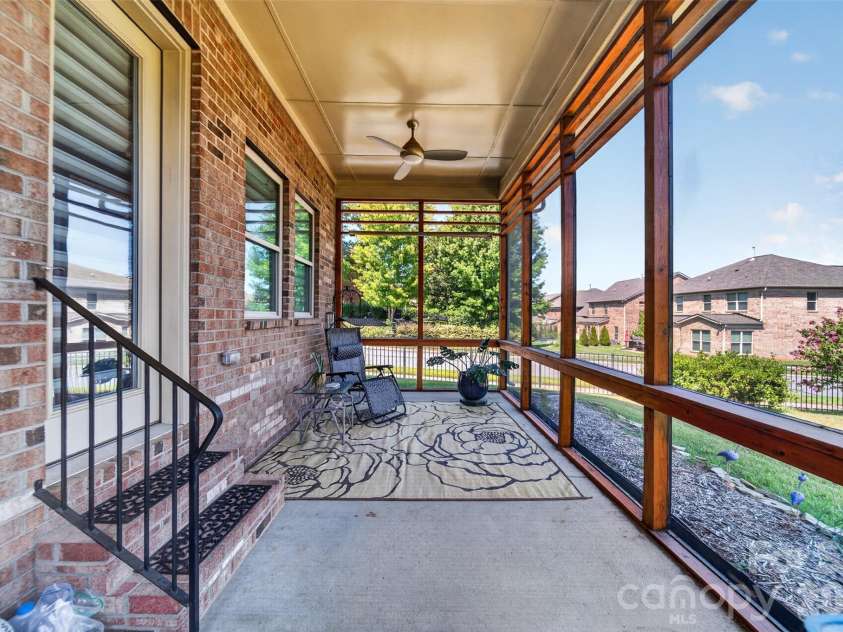 9524 Heritage Farm Avenue, Concord, NC 28027.  MLS# CAR4426703, YatesRealty ID 56638. 