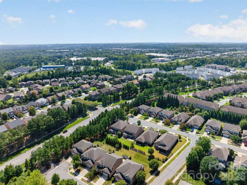 9524 Heritage Farm Avenue, Concord, NC 28027.  MLS# CAR4426703, YatesRealty ID 56638. 