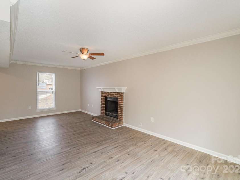 8137 Sheringham Way, Charlotte, NC 28227.  MLS# CAR4220926, YatesRealty ID 5664. 