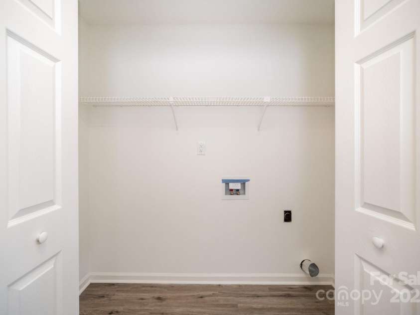 8137 Sheringham Way, Charlotte, NC 28227.  MLS# CAR4220926, YatesRealty ID 5664. 