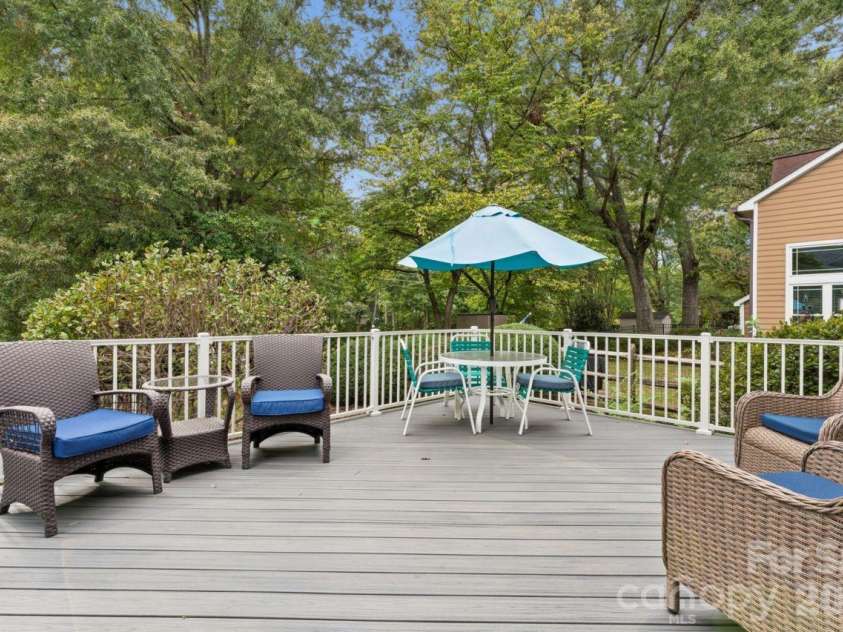 17100 Grenache Court, Cornelius, NC 28031.  MLS# CAR4432838, YatesRealty ID 56641. 01d Back Deck