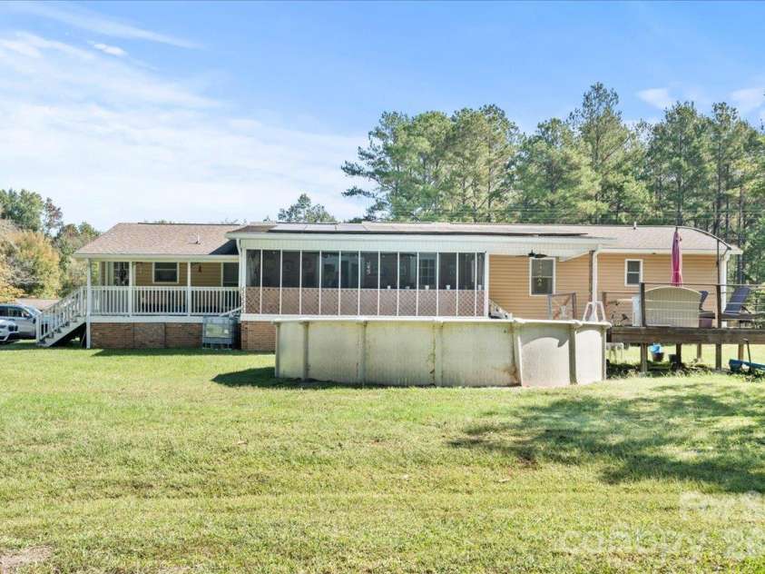 2814 Orchard Road, Cheraw, SC 29520.  MLS# CAR4434875, YatesRealty ID 56642. 