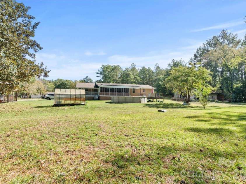 2814 Orchard Road, Cheraw, SC 29520.  MLS# CAR4434875, YatesRealty ID 56642. 