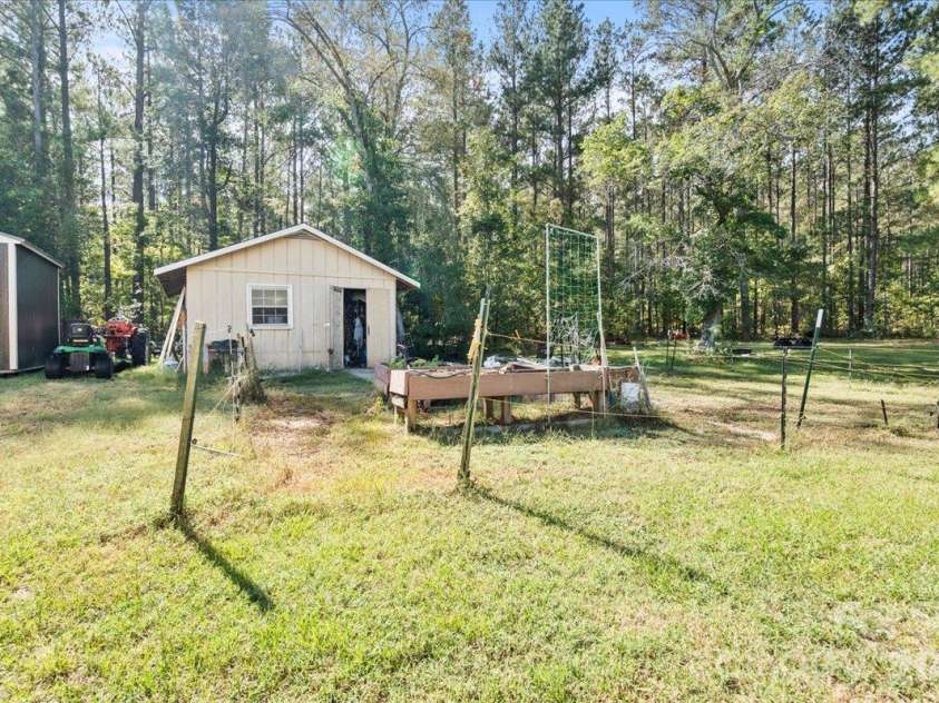 2814 Orchard Road, Cheraw, SC 29520.  MLS# CAR4434875, YatesRealty ID 56642. 