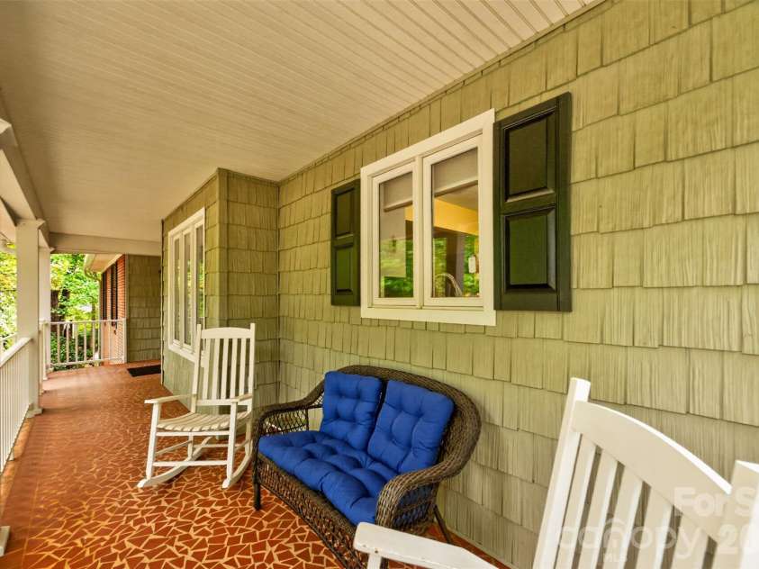 1660 Fairway Drive, Newton, NC 28658.  MLS# CAR4433874, YatesRealty ID 56644. 