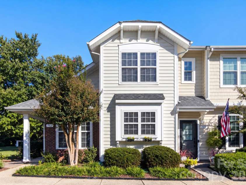 701 Shellstone Place, Fort Mill, SC 29708.  MLS# CAR4434041, YatesRealty ID 56645. 