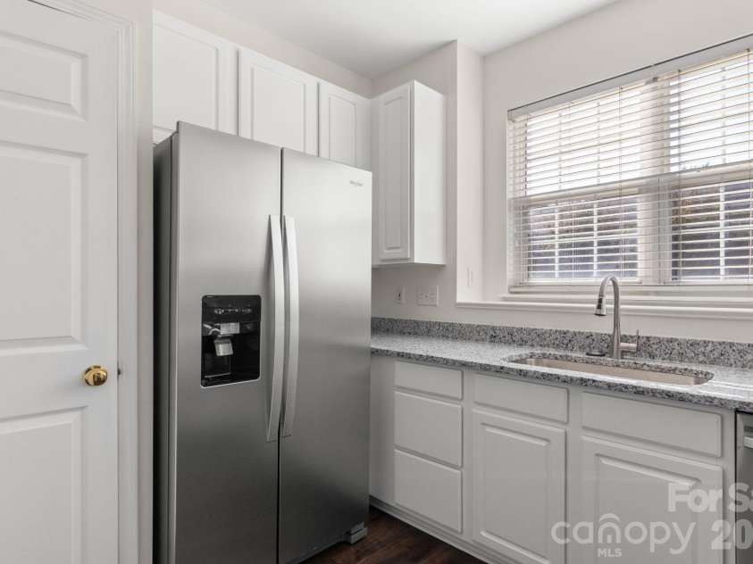 701 Shellstone Place, Fort Mill, SC 29708.  MLS# CAR4434041, YatesRealty ID 56645. 