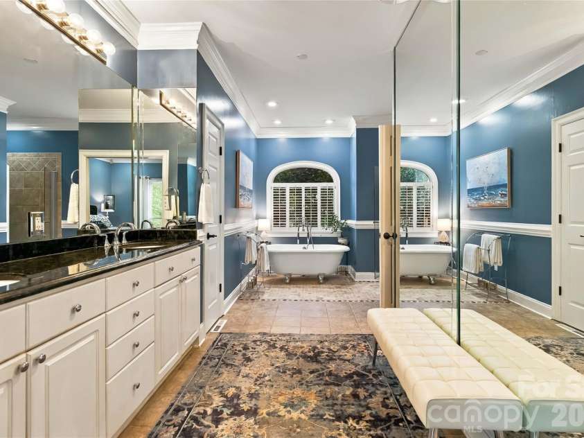 4301 Horseshoe Bend, Matthews, NC 28104.  MLS# CAR4431860, YatesRealty ID 56646. 