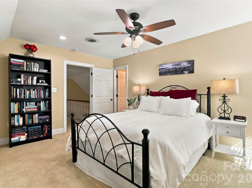 4301 Horseshoe Bend, Matthews, NC 28104.  MLS# CAR4431860, YatesRealty ID 56646. 