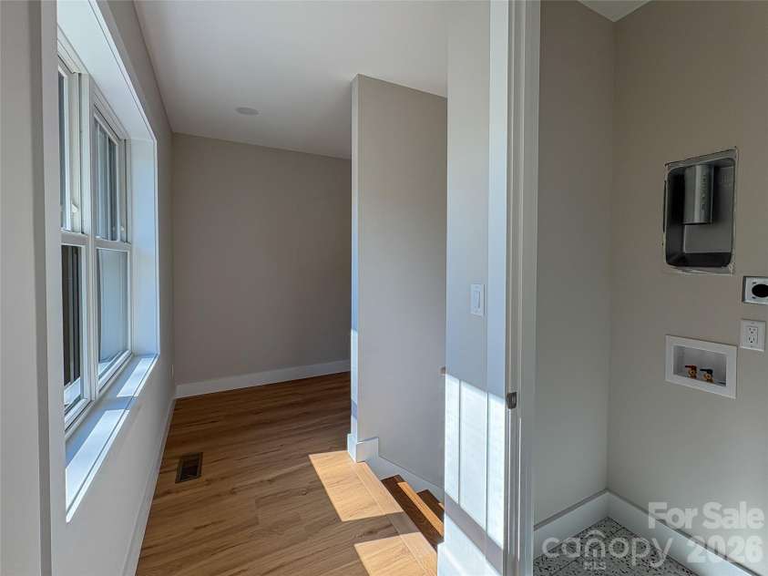 140 Walnut Street, Arden, NC 28704.  MLS# CAR4434493, YatesRealty ID 56647. 