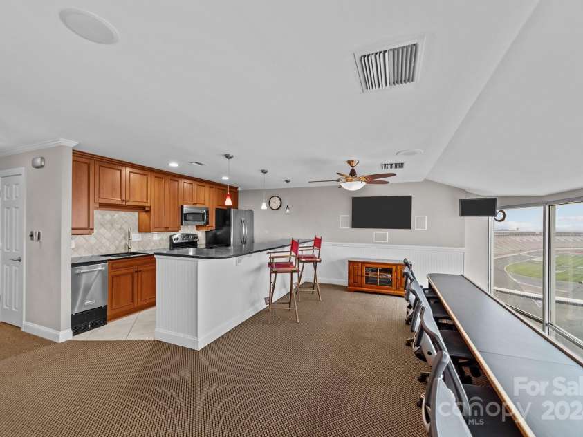 4721 Morehead Road, Concord, NC 28027.  MLS# CAR4182202, YatesRealty ID 5665. 