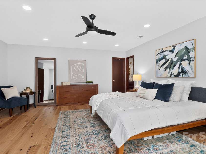 3851 Sweetgrass Lane, Charlotte, NC 28226.  MLS# CAR4434191, YatesRealty ID 56651. Primary