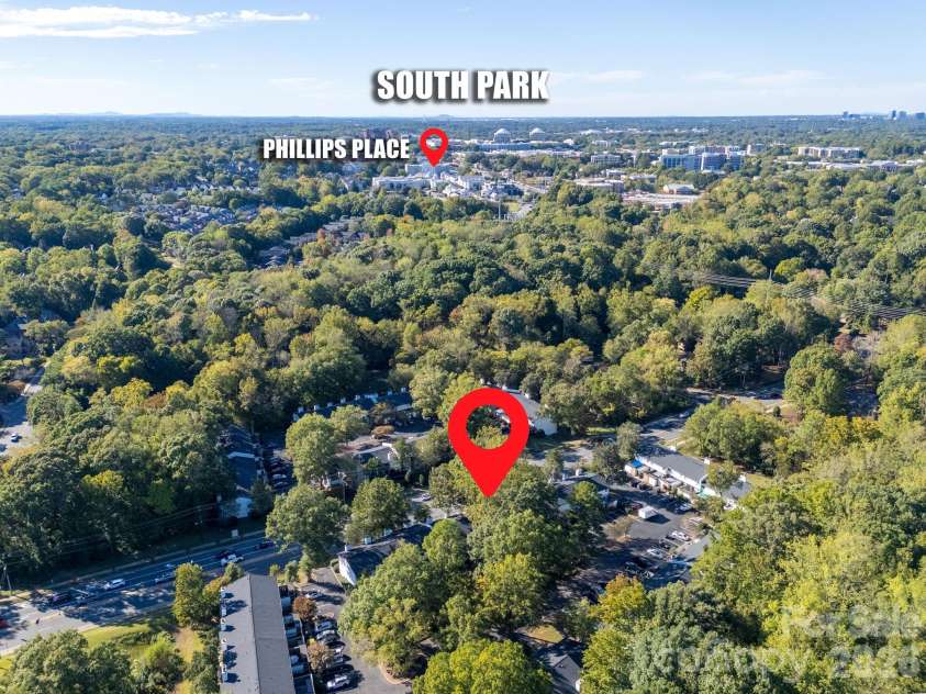 3732 Winding Creek Lane, Charlotte, NC 28226.  MLS# CAR4434219, YatesRealty ID 56652. 