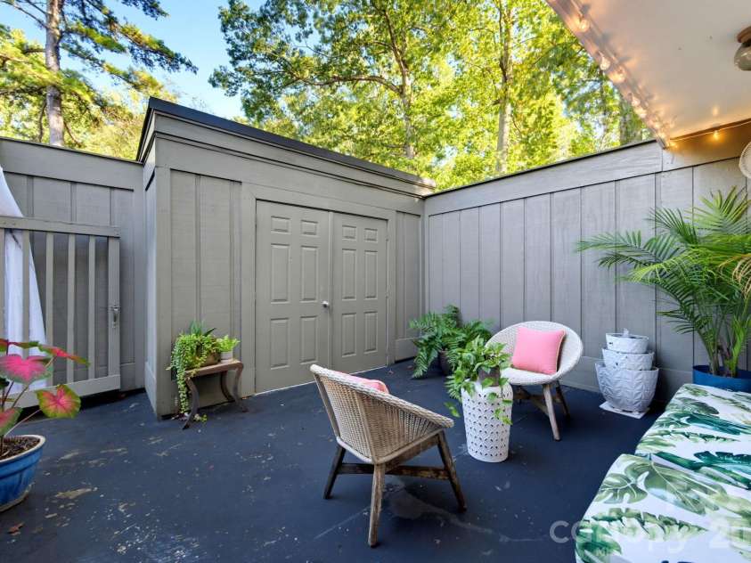 3732 Winding Creek Lane, Charlotte, NC 28226.  MLS# CAR4434219, YatesRealty ID 56652. 