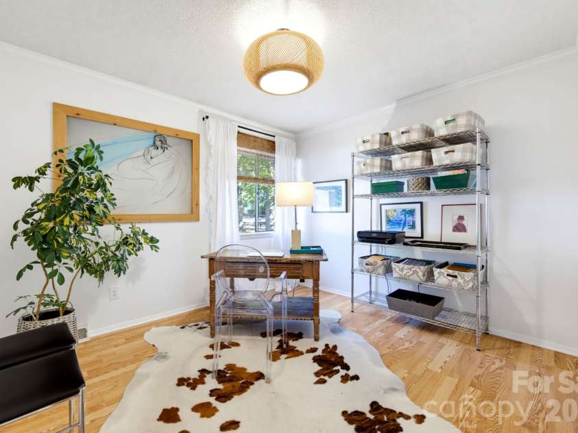 3732 Winding Creek Lane, Charlotte, NC 28226.  MLS# CAR4434219, YatesRealty ID 56652. 