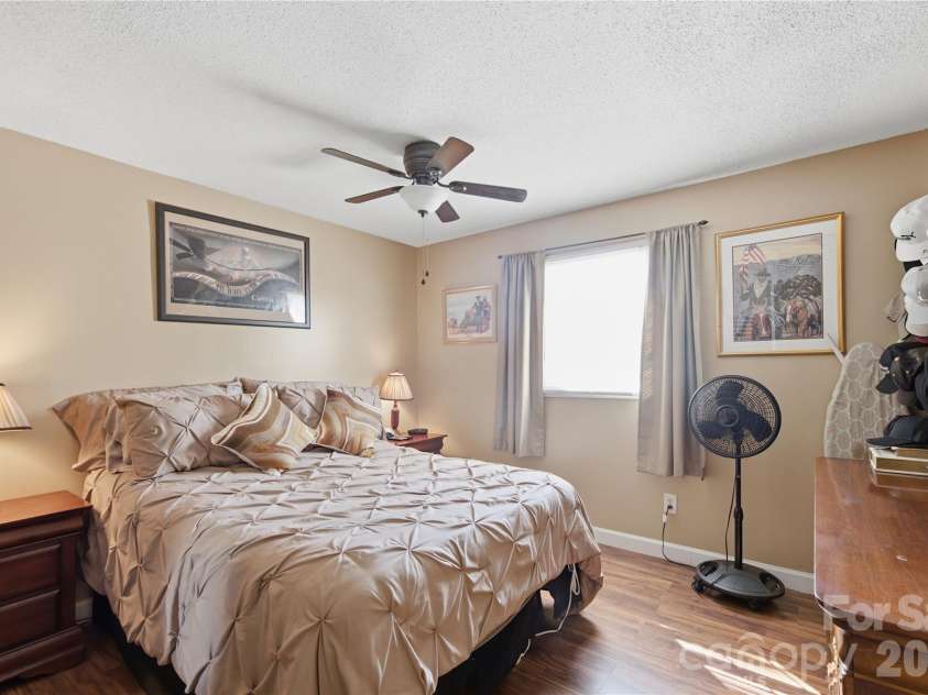 203 Newland Place, Lenoir, NC 28645.  MLS# CAR4434255, YatesRealty ID 56653. 