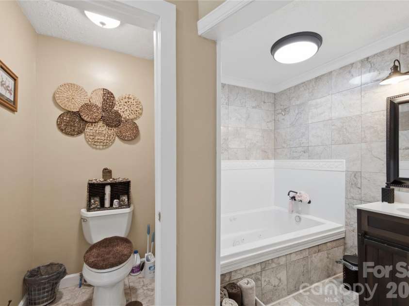 203 Newland Place, Lenoir, NC 28645.  MLS# CAR4434255, YatesRealty ID 56653. 