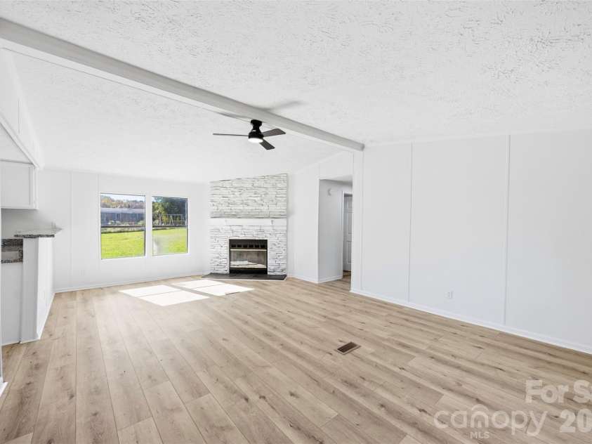 144 Sonja Drive, Statesville, NC 28677.  MLS# CAR4434256, YatesRealty ID 56654. 