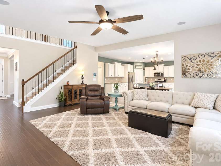 11406 Rising Star Court, Charlotte, NC 28215.  MLS# CAR4434478, YatesRealty ID 56655. 