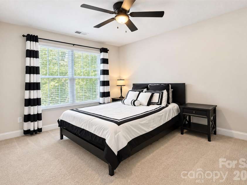 11406 Rising Star Court, Charlotte, NC 28215.  MLS# CAR4434478, YatesRealty ID 56655. 