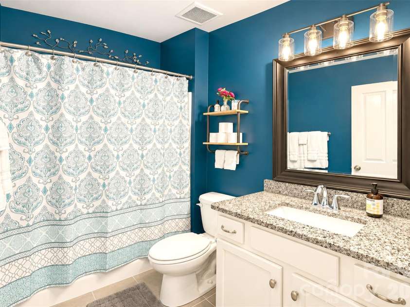 11406 Rising Star Court, Charlotte, NC 28215.  MLS# CAR4434478, YatesRealty ID 56655. 