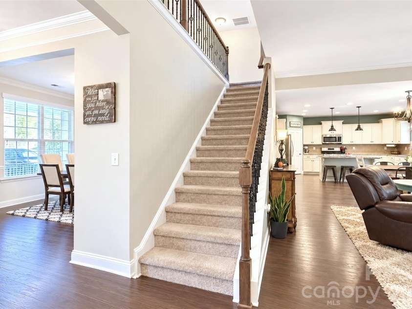 11406 Rising Star Court, Charlotte, NC 28215.  MLS# CAR4434478, YatesRealty ID 56655. 