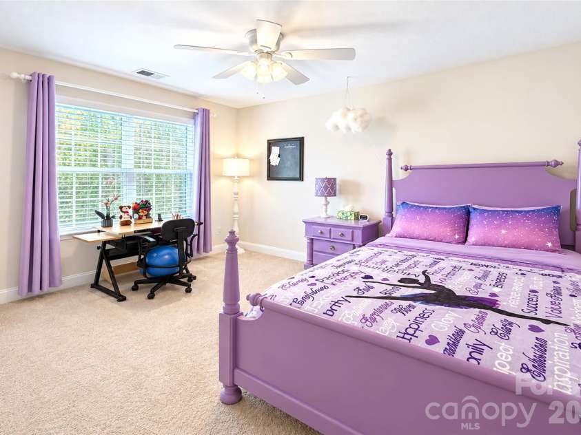 11406 Rising Star Court, Charlotte, NC 28215.  MLS# CAR4434478, YatesRealty ID 56655. 