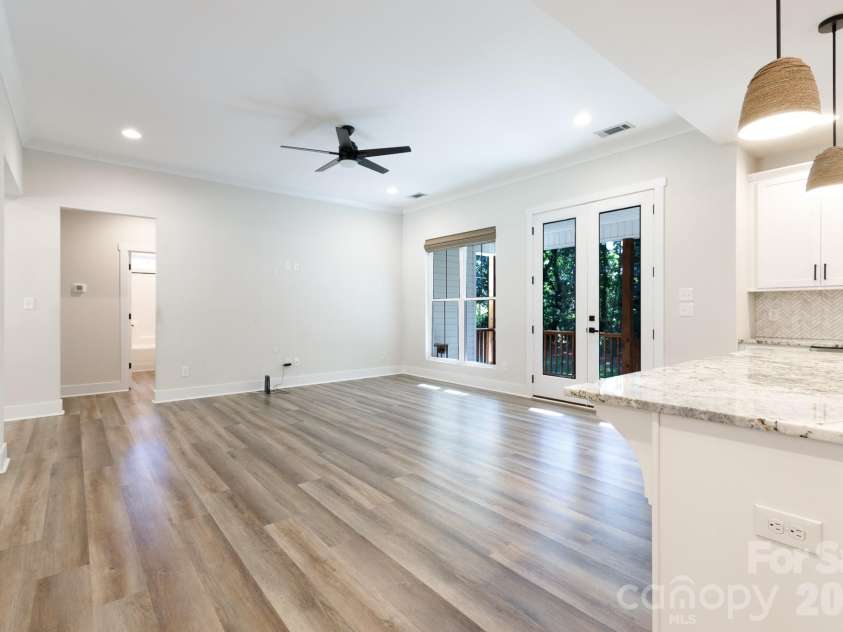 127 Westerwood Drive, Rock Hill, SC 29732.  MLS# CAR4434546, YatesRealty ID 56656. 