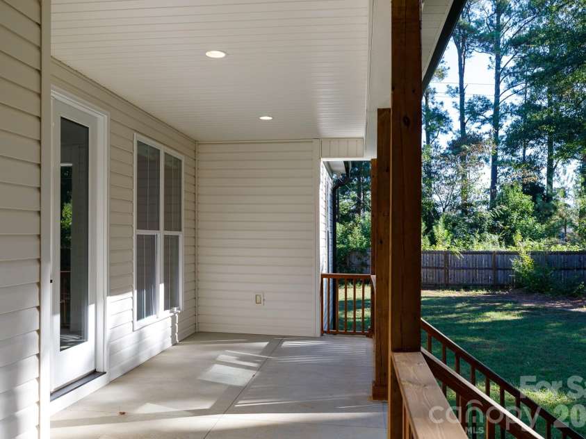 127 Westerwood Drive, Rock Hill, SC 29732.  MLS# CAR4434546, YatesRealty ID 56656. 