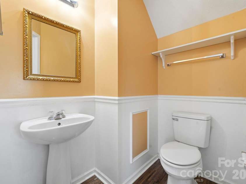 16342 Hayfield Road, Charlotte, NC 28213.  MLS# CAR4433485, YatesRealty ID 56659. 