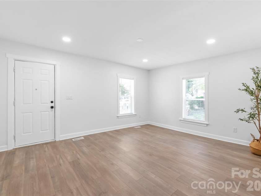 458 Allison Street, Concord, NC 28025.  MLS# CAR4417466, YatesRealty ID 5666. 