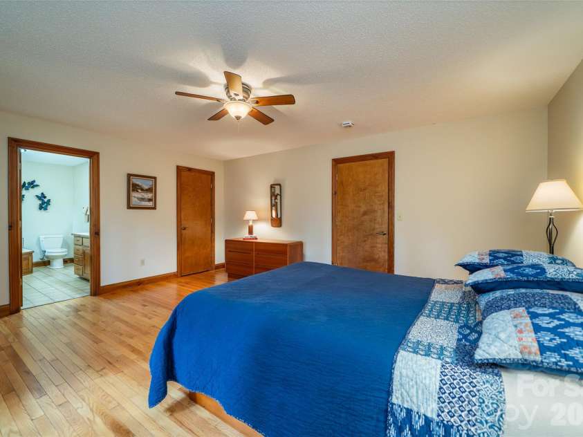 2 Dogwood Lane, Fletcher, NC 28732.  MLS# CAR4433512, YatesRealty ID 56660. 