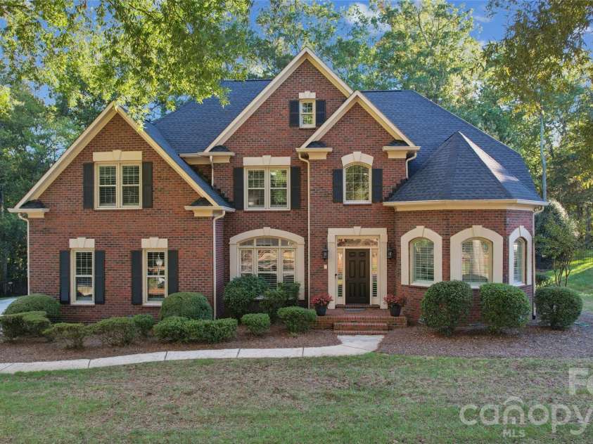 832 Kings Crossing Drive, Concord, NC 28027.  MLS# CAR4433754, YatesRealty ID 56664. 