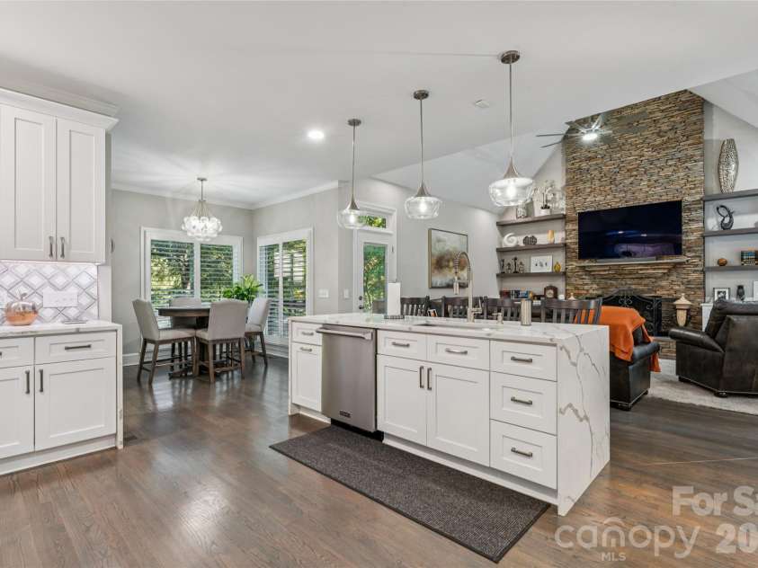 832 Kings Crossing Drive, Concord, NC 28027.  MLS# CAR4433754, YatesRealty ID 56664. 