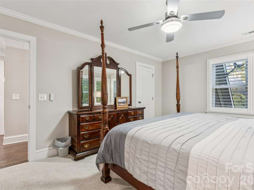 832 Kings Crossing Drive, Concord, NC 28027.  MLS# CAR4433754, YatesRealty ID 56664. 