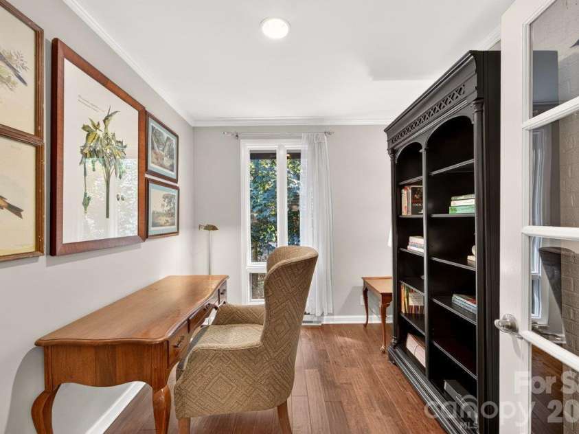 5807 Sharon Road, Charlotte, NC 28210.  MLS# CAR4434151, YatesRealty ID 56666. Office